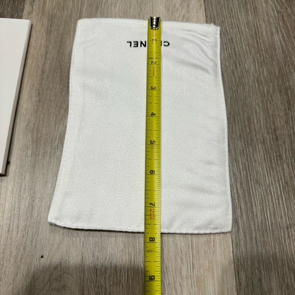 Chanel dust cloth pouch (outer Envelope has Imperfections) - Picture 3 of 5